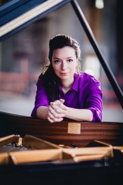 15_Yulianna_Avdeeva©Maxim Abrossimow.jpg